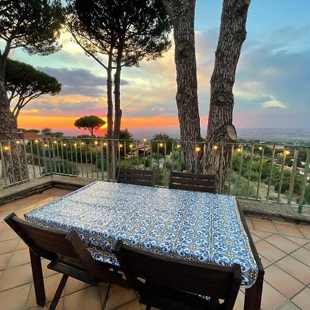 Appartamento Castelli Romani - Con Vista Su Roma Monte Porzio Catone Bagian luar foto