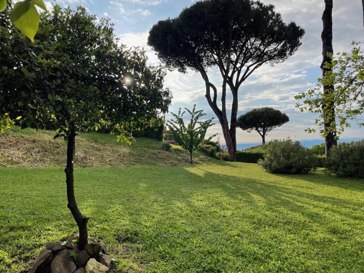 Appartamento Castelli Romani - Con Vista Su Roma Monte Porzio Catone Bagian luar foto